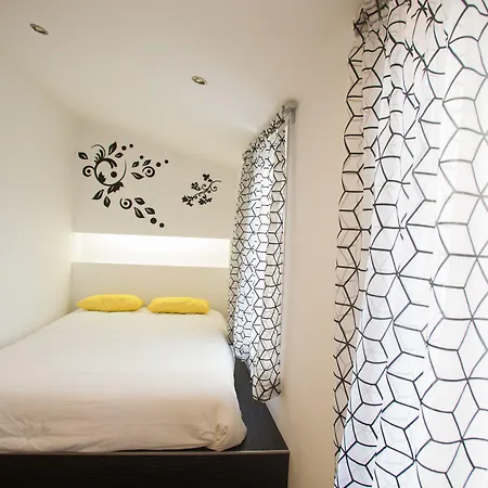 托玛尔故事旅馆 3*