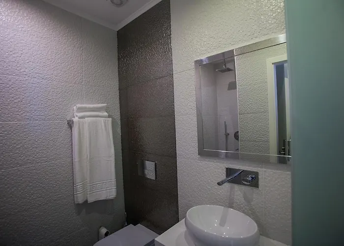 Thomar Story - 3* Tomar