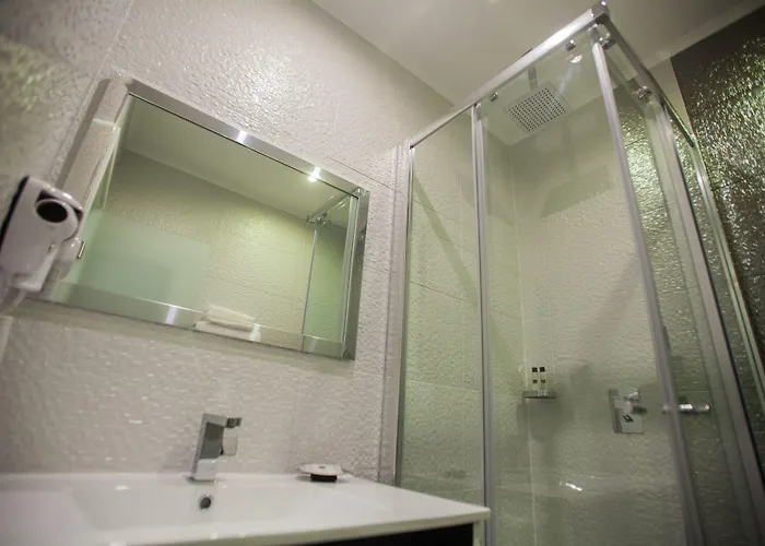 Thomar Story - Tomar